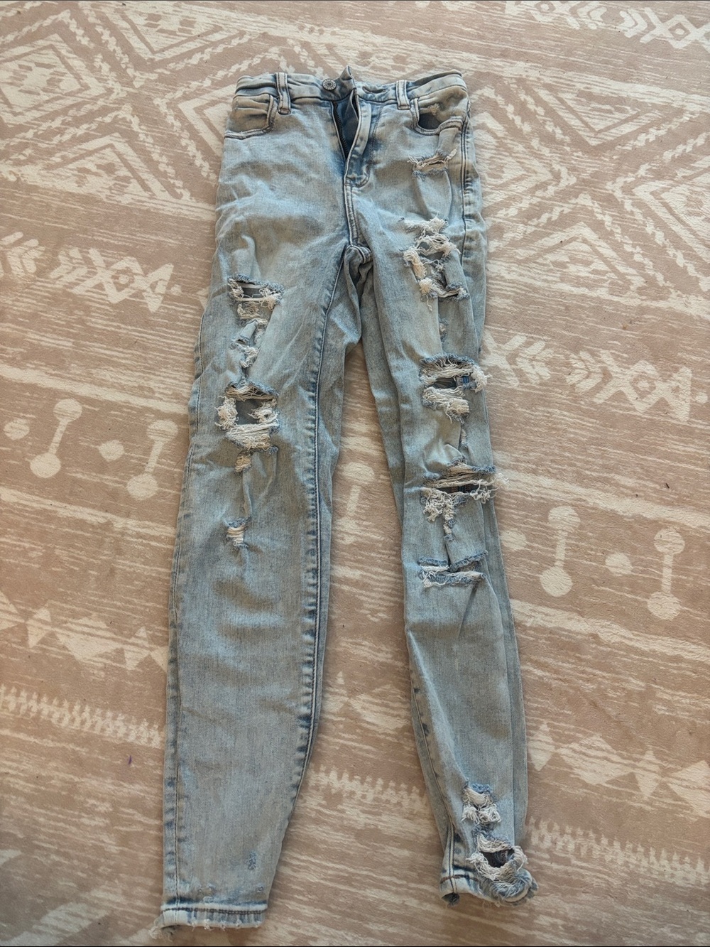 American Eagle Outfitters Light Blue Ripped Skinny Jeans